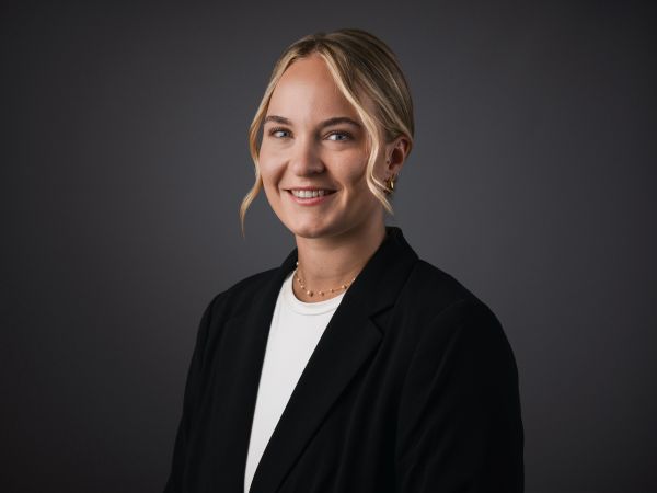 Fiona_Bäuml_Öffentlichkeitsarbeit.jpg