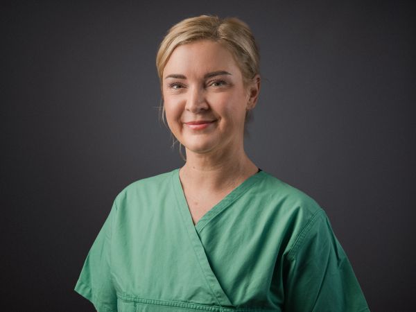 Susanne_Schnell_OP-Pflege.jpg